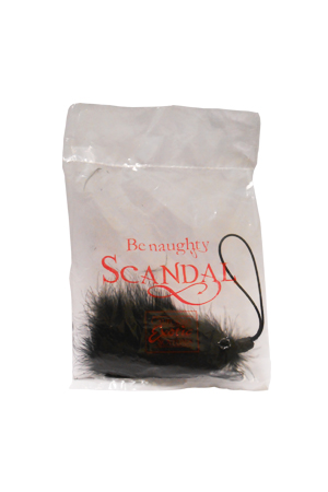 Пуховка с перьями Scandal Black Feather Gwp