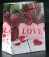 Маленький подарочный пакет "Love" - 15 х 12 см.